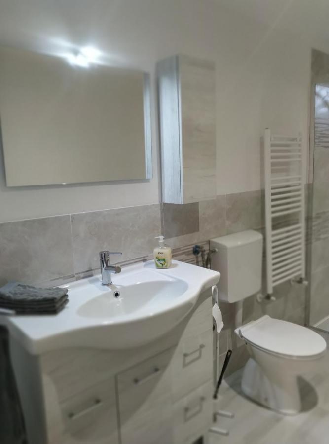 Casa Doris Διαμέρισμα Montabone Εξωτερικό φωτογραφία